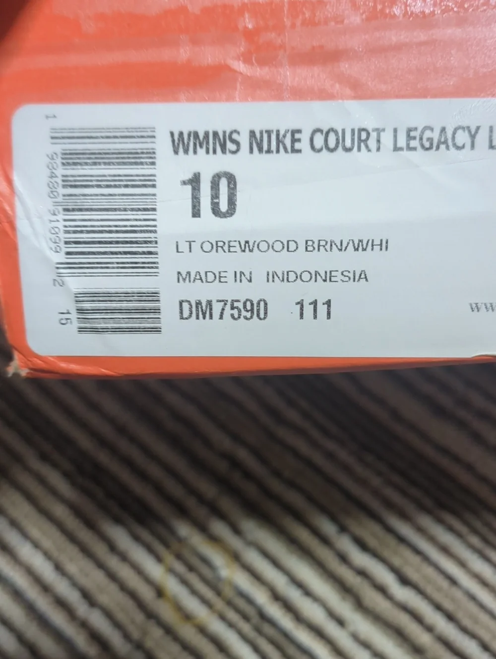 Nike stylish low